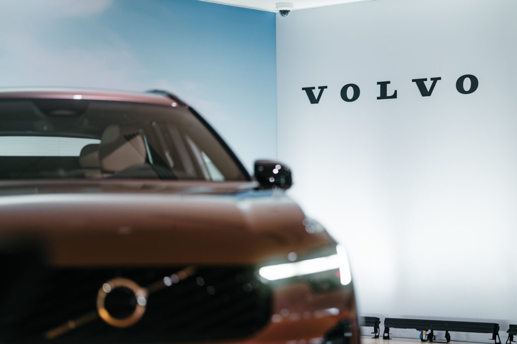 Nowe Volvo XC40 i XC60 Long Range debiutują w Warszawie
